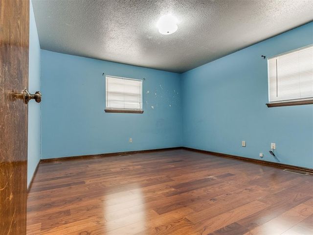 10500 N Western Avenue, Oklahoma City, OK 73114