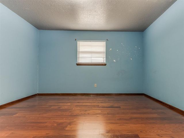 10500 N Western Avenue, Oklahoma City, OK 73114