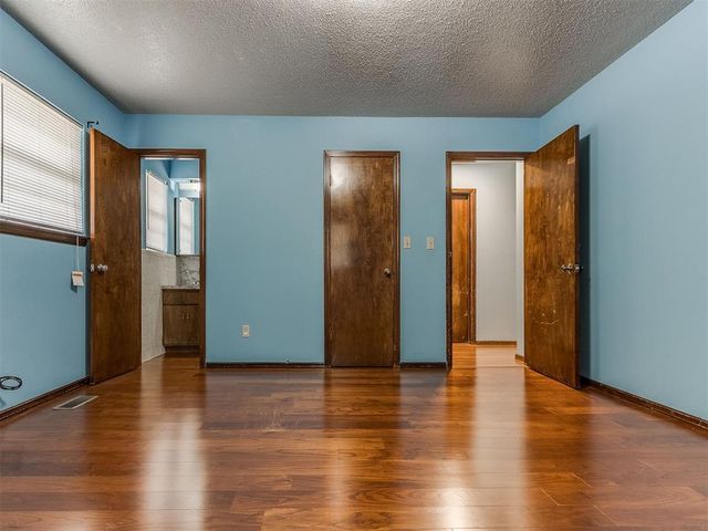 10500 N Western Avenue, Oklahoma City, OK 73114