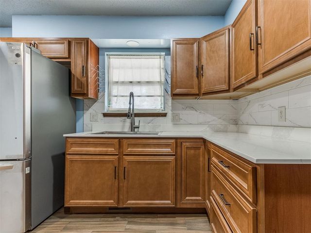 10500 N Western Avenue, Oklahoma City, OK 73114