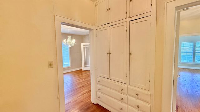 1122 4th Street, Graham, TX 76450