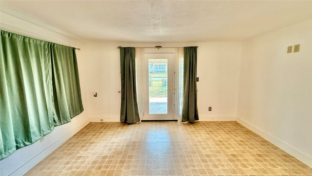 1122 4th Street, Graham, TX 76450