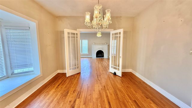 1122 4th Street, Graham, TX 76450