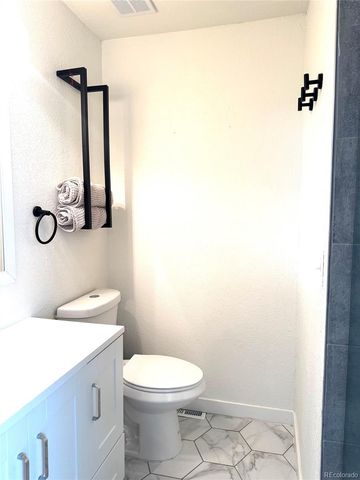 211 Holman Way, Golden, CO 80401