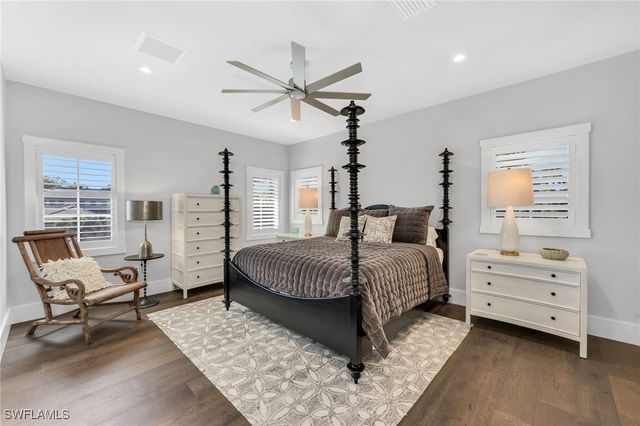 2025 Crayton RD, Naples, FL 34102