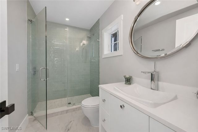 2025 Crayton RD, Naples, FL 34102