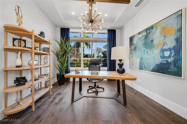 2025 Crayton RD, Naples, FL 34102