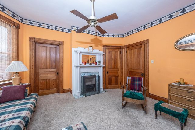 321 6th Avenue, Dayton, KY 41074