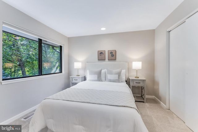 1982 SOLARIDGE CT, Reston, VA 20191