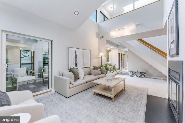 1982 SOLARIDGE CT, Reston, VA 20191