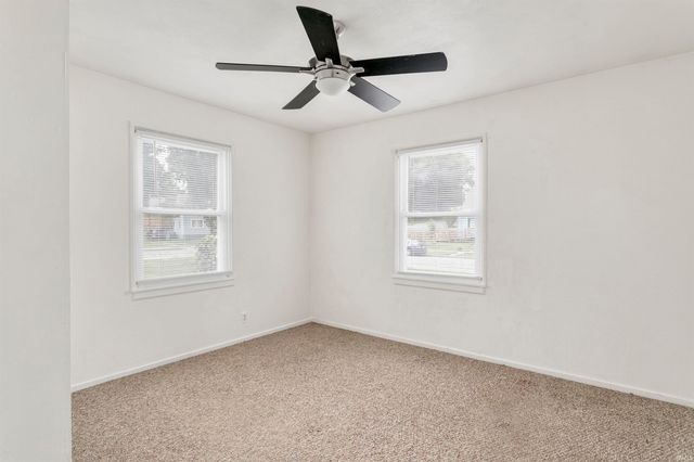 1238 Academy Place, South Bend, IN 46616