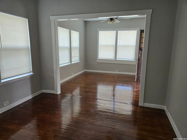 2236 N Interstate 35, San Antonio, TX 78208