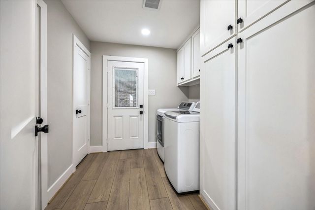 6234 Yarwell Drive, Houston, TX 77096