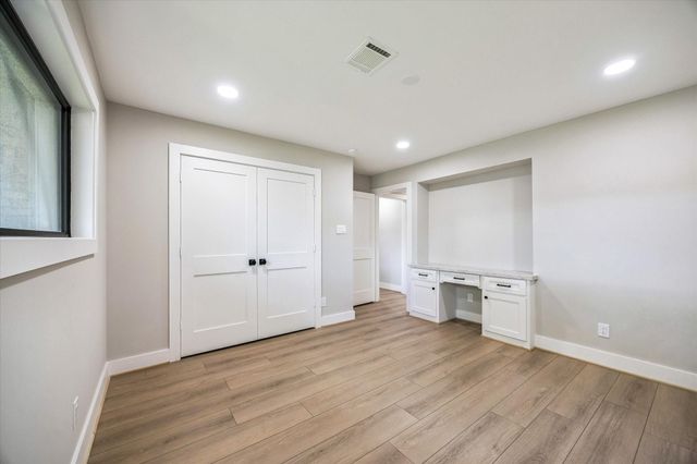 6234 Yarwell Drive, Houston, TX 77096