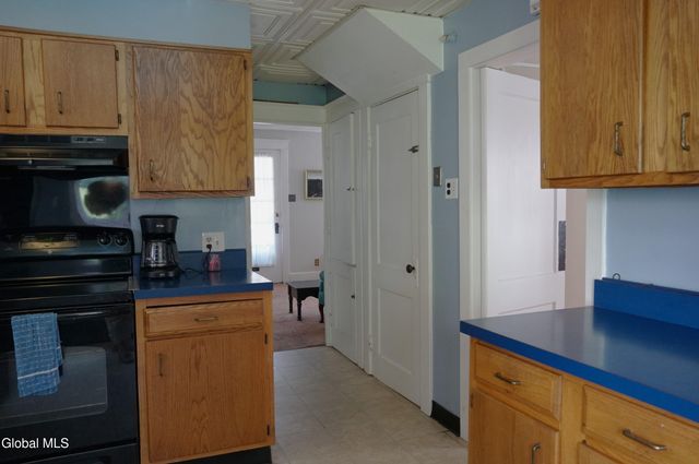 808 Lancaster Street, Albany, NY 12203