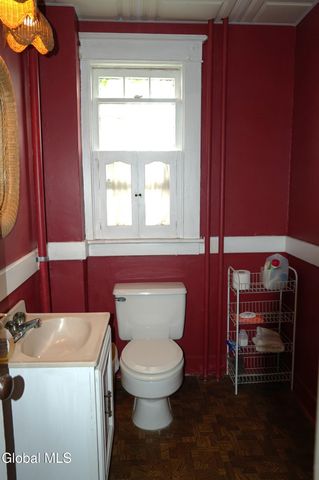 808 Lancaster Street, Albany, NY 12203