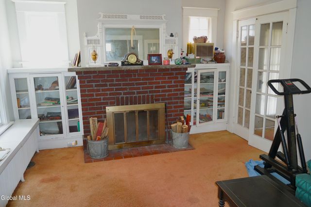 808 Lancaster Street, Albany, NY 12203