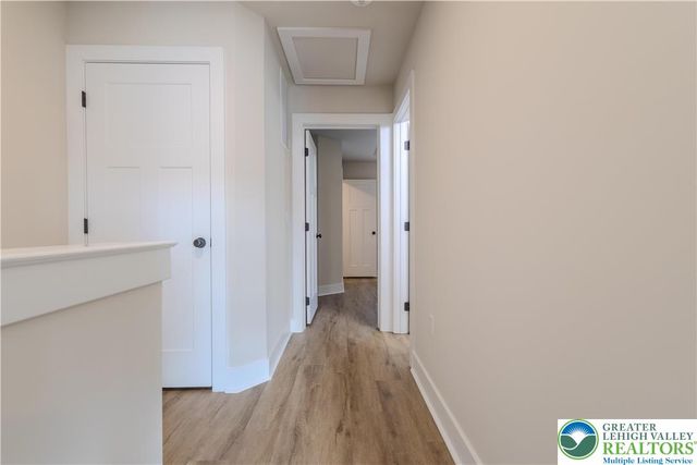 1411 Greenview Drive 24, Bethlehem City, PA 18018