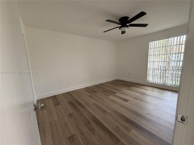 10822 N Kendall Dr S23, Miami, FL 33176
