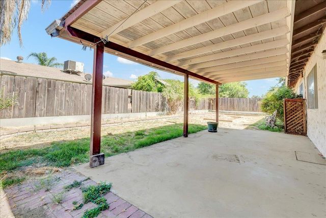 2310 S Fontana Street, Visalia, CA 93277