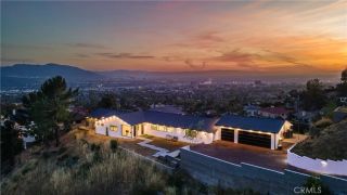 1001 Via Alta, Burbank, CA 91501