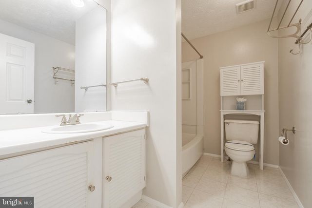 2911 MONTAUK CT, Falls Church, VA 22042