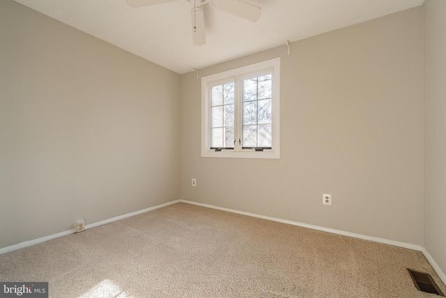 2911 MONTAUK CT, Falls Church, VA 22042