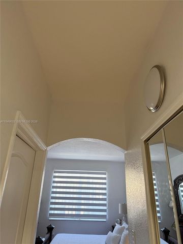 8814 W Flagler St 107, Miami, FL 33174