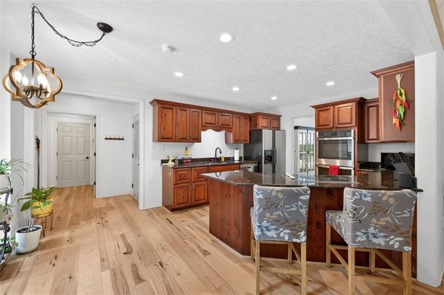 1207 Lakeland Drive, Toccoa, GA 30577
