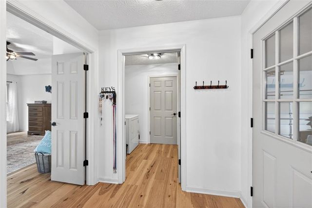 1207 Lakeland Drive, Toccoa, GA 30577