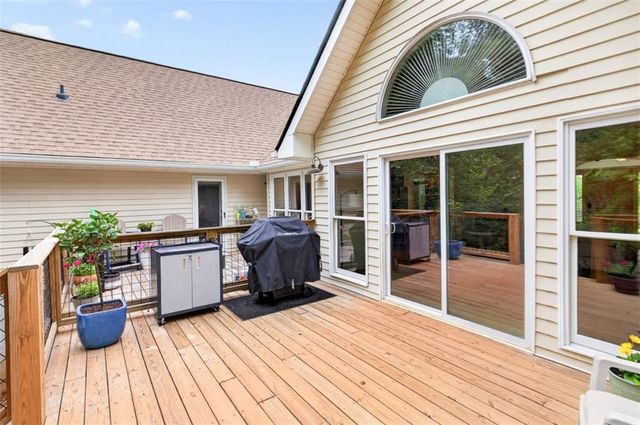 1207 Lakeland Drive, Toccoa, GA 30577