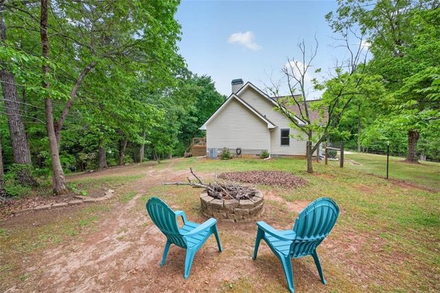 1207 Lakeland Drive, Toccoa, GA 30577