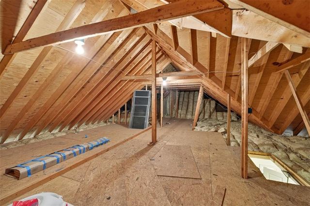 1207 Lakeland Drive, Toccoa, GA 30577