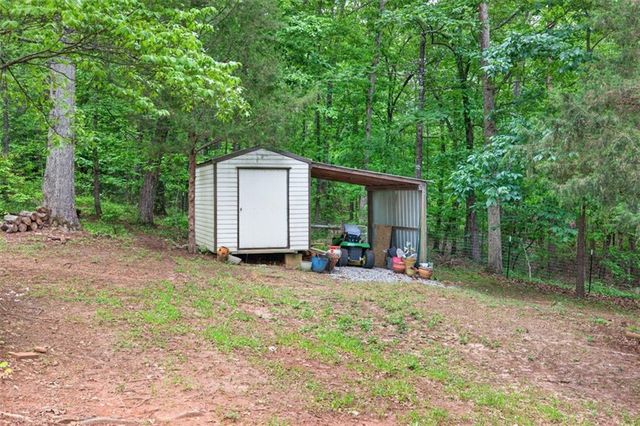 1207 Lakeland Drive, Toccoa, GA 30577
