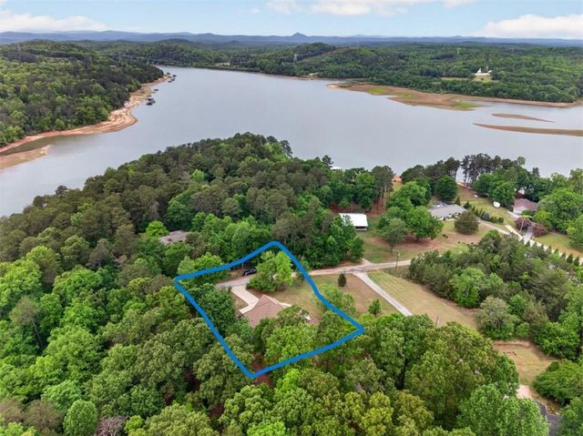 1207 Lakeland Drive, Toccoa, GA 30577