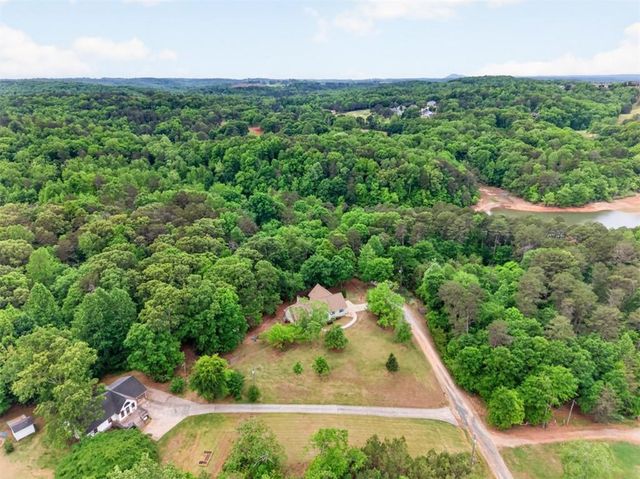 1207 Lakeland Drive, Toccoa, GA 30577