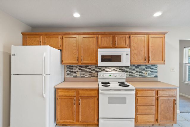 4803 SHALE OAKS AVE, Columbia, MO 65203