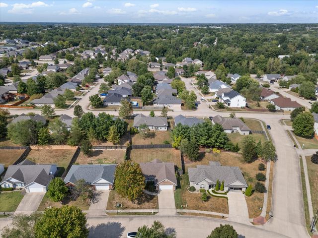 4803 SHALE OAKS AVE, Columbia, MO 65203