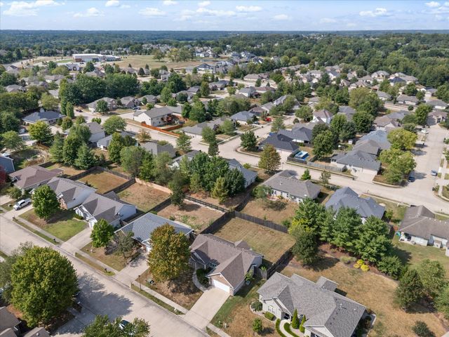 4803 SHALE OAKS AVE, Columbia, MO 65203