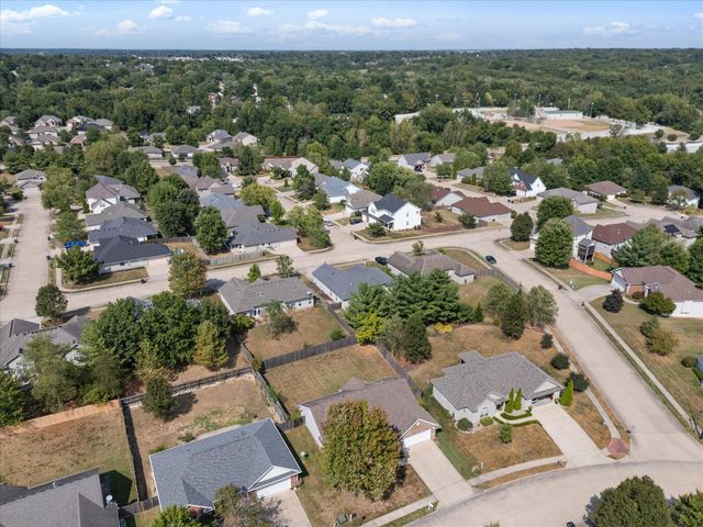 4803 SHALE OAKS AVE, Columbia, MO 65203