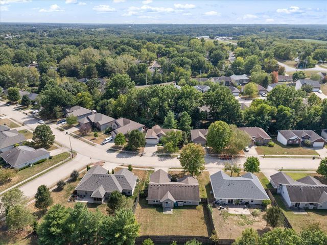 4803 SHALE OAKS AVE, Columbia, MO 65203