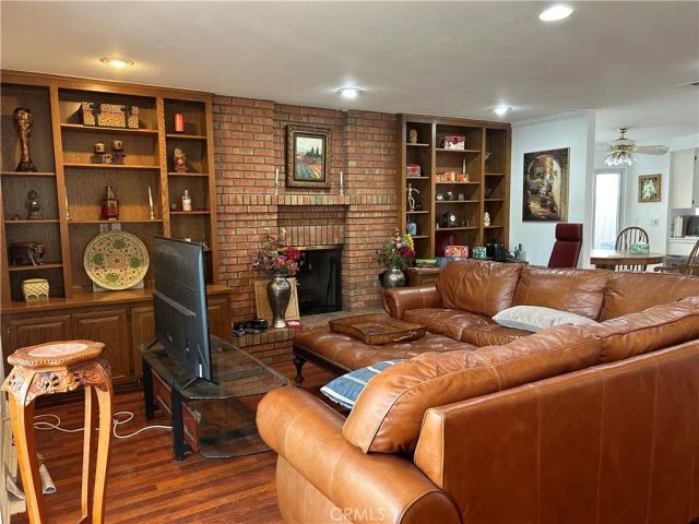 14 Vicksburg, Irvine, CA 92620
