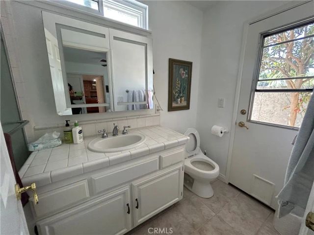 14 Vicksburg, Irvine, CA 92620