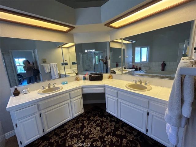 14 Vicksburg, Irvine, CA 92620