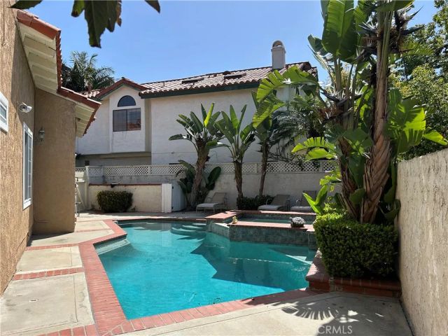 14 Vicksburg, Irvine, CA 92620