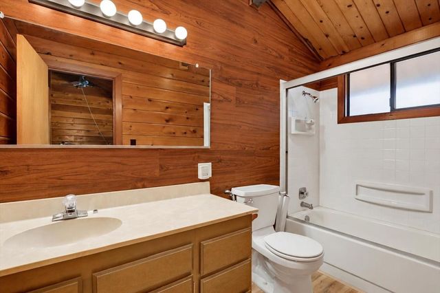 17201 Old Mill Rd, Nevada City, CA 95959