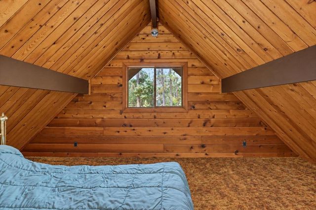 17201 Old Mill Rd, Nevada City, CA 95959