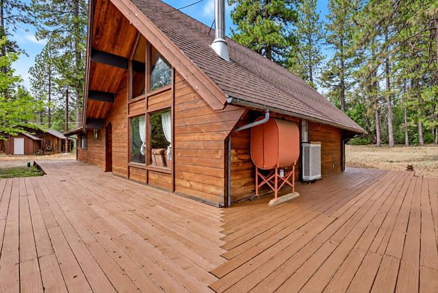 17201 Old Mill Rd, Nevada City, CA 95959