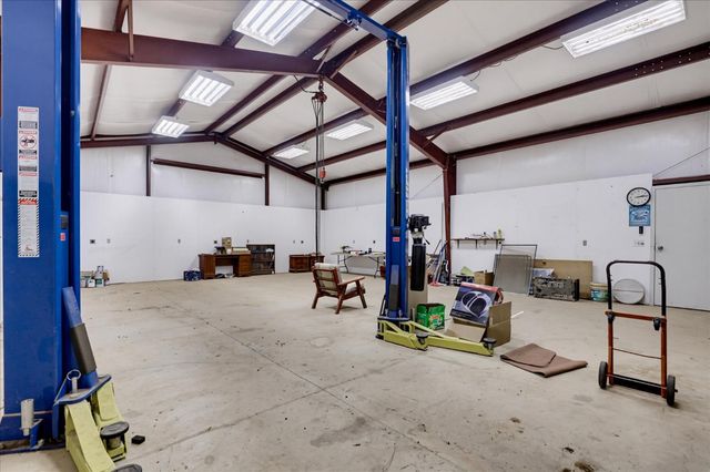 17201 Old Mill Rd, Nevada City, CA 95959