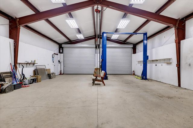 17201 Old Mill Rd, Nevada City, CA 95959